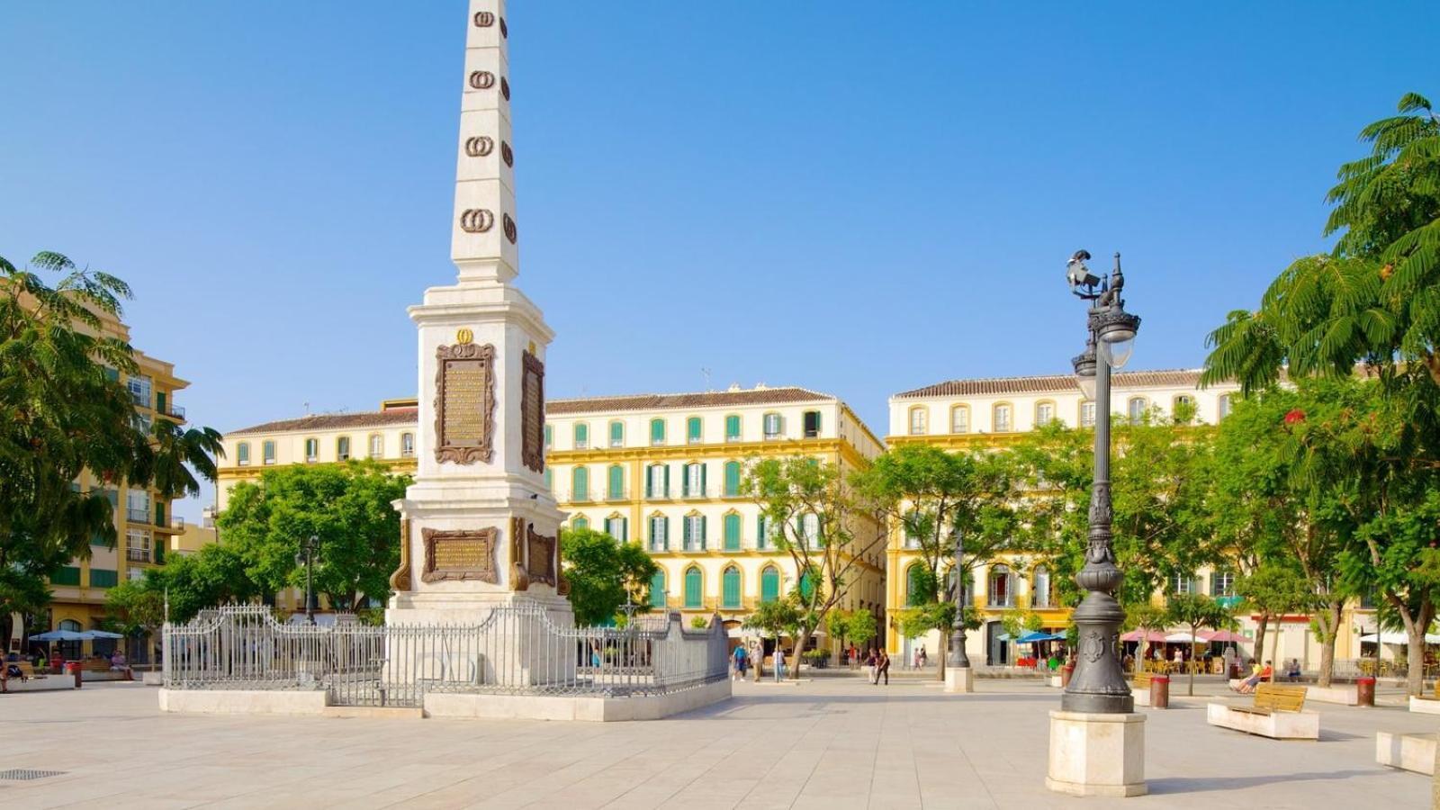 Homely Malaga Cienfuegos, Plaza De La Merced Con Vistas Εξωτερικό φωτογραφία